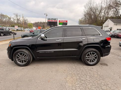 Used 2019 Jeep Grand Cherokee Limited w/ Luxury Group II image 8