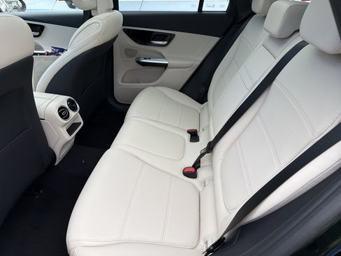 New 2026 Mercedes-Benz GLC 300 4MATIC image 24