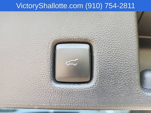 Used 2022 Ford Escape SEL w/ Technology Package FWD image 31