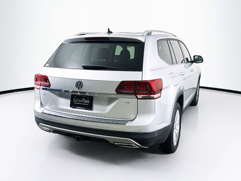 Used 2019 Volkswagen Atlas SE w/ Panoramic Sunroof Package FWD image 9