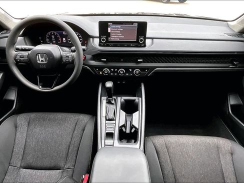 Used 2025 Honda Accord SE image 16