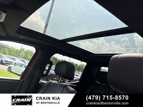 Used 2024 Toyota Tundra Platinum AWD/4WD image 4
