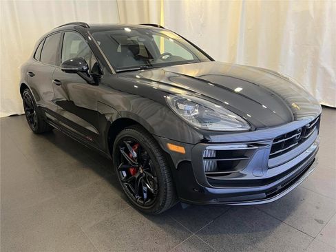 Used 2026 Porsche Macan GTS image 7