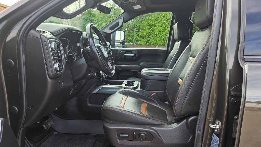 Used 2022 GMC Sierra 2500 AT4 w/ AT4 Premium Plus Package AWD/4WD image 26