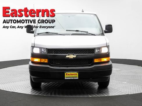 Used 2022 Chevrolet Express 2500 Extended w/ Driver Convenience Package RWD image 2