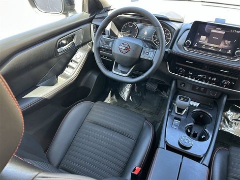 New 2026 Nissan Rogue SV image 17