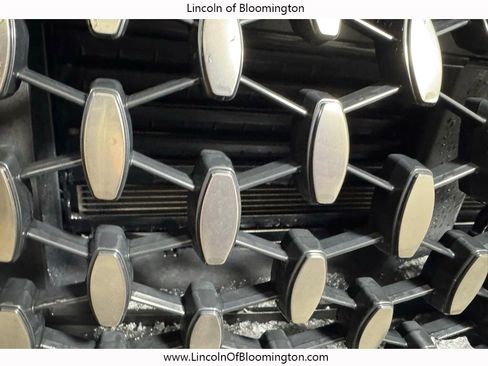 Certified 2025 Lincoln Corsair Grand Touring w/ Equipment Group 301A image 13