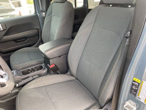 Used 2025 Jeep Wrangler Sahara w/ Safety Group image 12