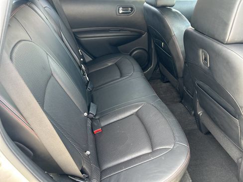 Used 2011 Nissan Rogue SV w/ SL Pkg image 18