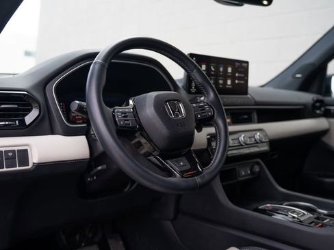 Used 2026 Honda Passport TrailSport Elite image 4