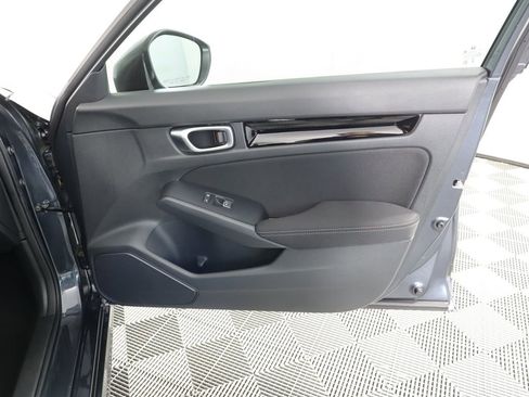 Certified 2023 Honda Civic EX image 25