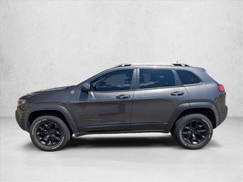Used 2019 Jeep Cherokee Trailhawk w/ Comfort/Convenience Group AWD/4WD image 9