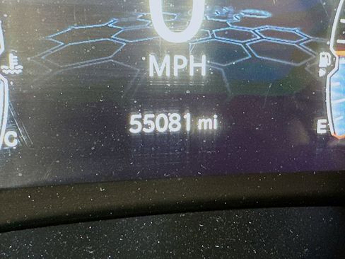 Used 2023 Jeep Compass Limited image 33