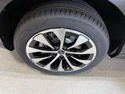 New 2026 Audi Q3 quattro 2.0T AWD/4WD image 12