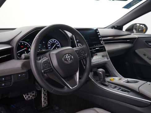 Used 2019 Toyota Avalon XSE w/ All Weather Liner Package FWD image 23