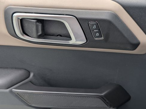 Used 2024 Ford Bronco Wildtrak image 21