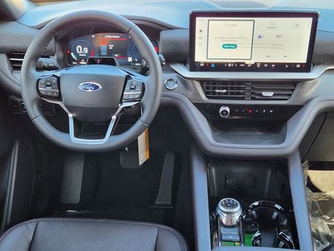 New 2026 Ford Explorer Platinum image 27