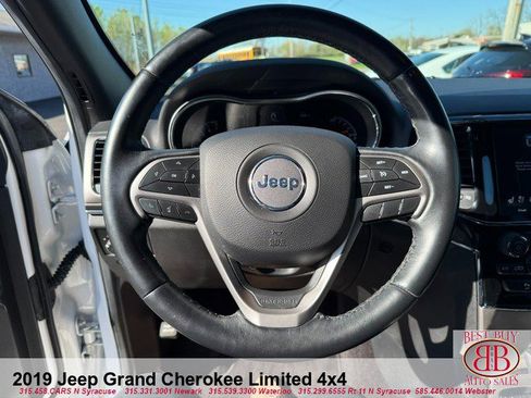 Used 2019 Jeep Grand Cherokee Limited w/ Luxury Group II AWD/4WD image 18