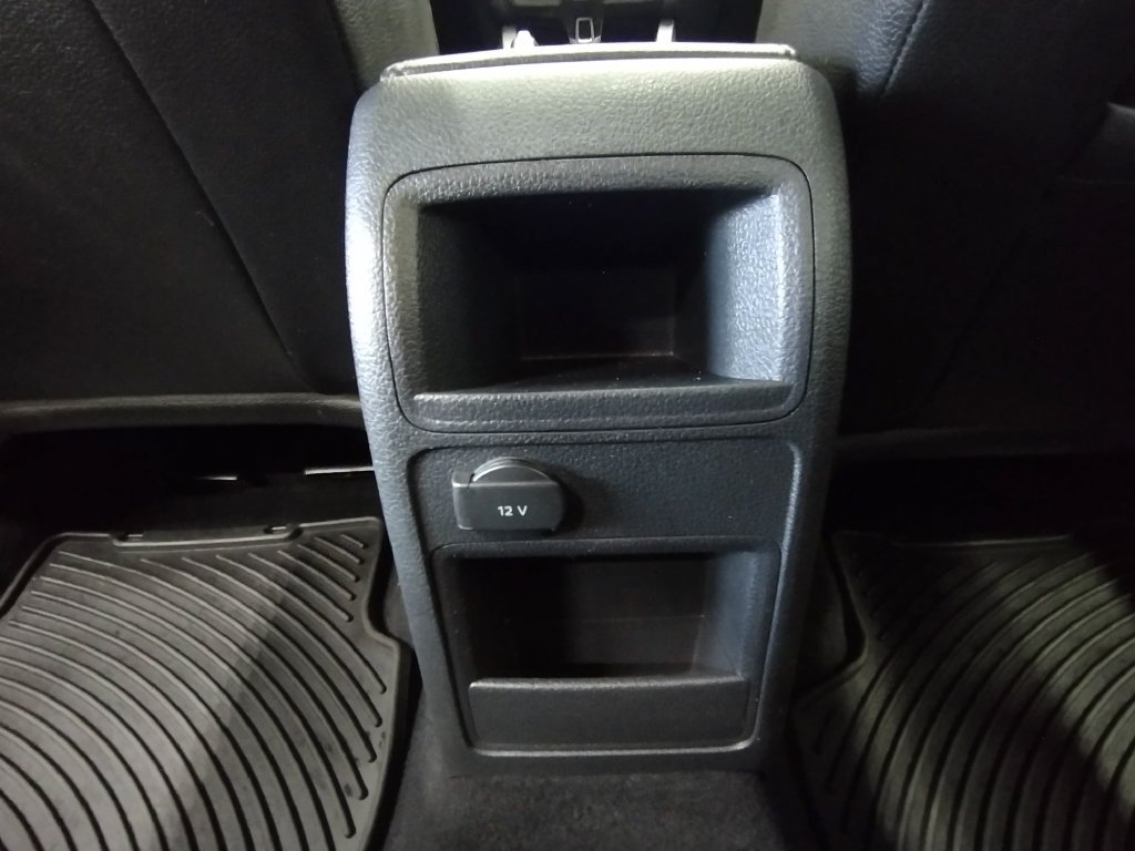 Used 2017 Volkswagen Jetta SE FWD image 35