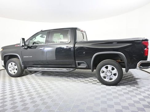 Used 2020 Chevrolet Silverado 2500 LTZ w/ LTZ Premium Package AWD/4WD image 3