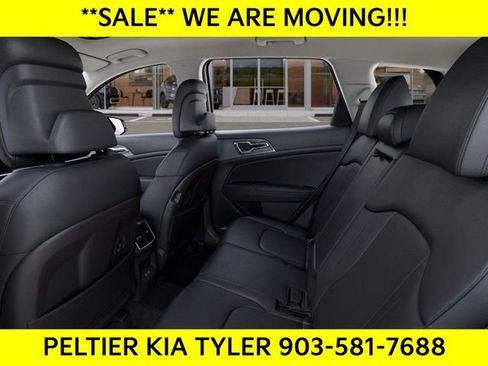 New 2026 Kia Sportage EX w/ EX Panorama Roof Package FWD image 18