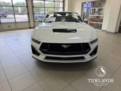 Certified 2026 Ford Mustang GT Premium RWD image 3