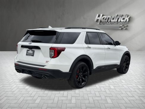 Used 2023 Ford Explorer ST w/ Equipment Group 401A AWD/4WD image 10
