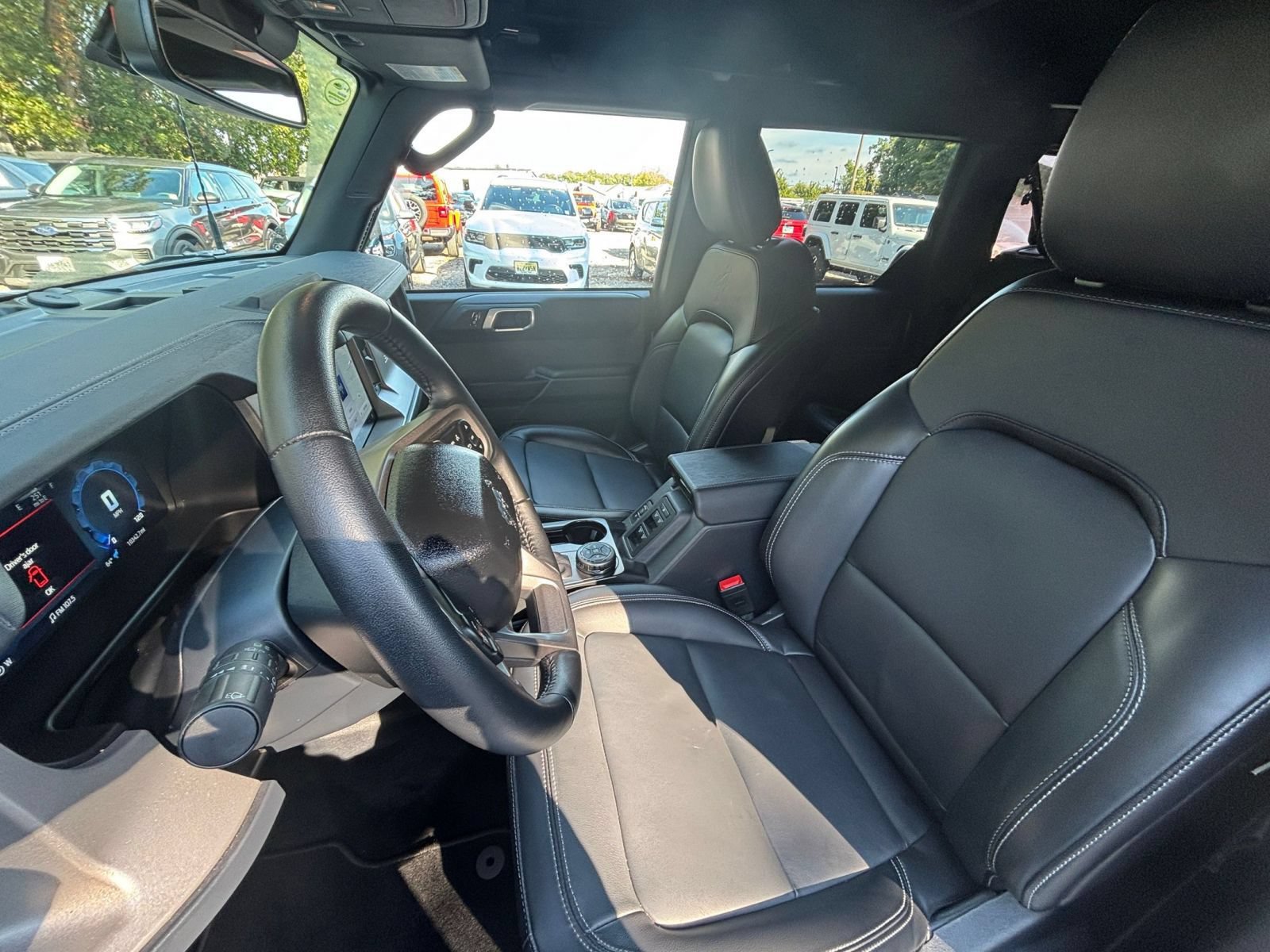 Used 2026 Ford Bronco Outer Banks AWD/4WD image 28