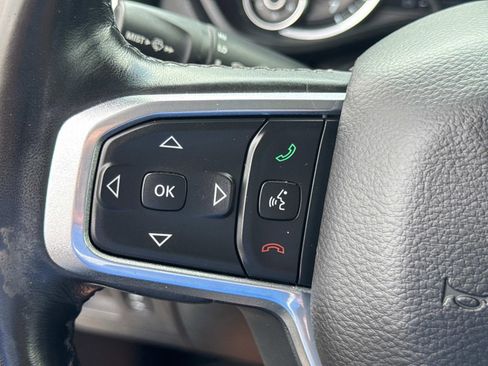 Used 2019 RAM 1500 Laramie w/ Off Road Group AWD/4WD image 28