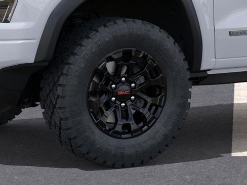 New 2026 GMC Canyon Elevation w/ Convenience Package image 9