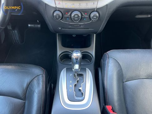 Used 2019 Dodge Journey GT AWD/4WD image 32