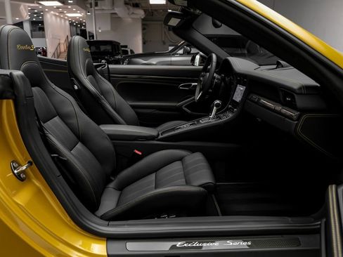 Used 2019 Porsche 911 Turbo S AWD/4WD image 31