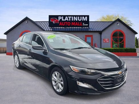 Used 2024 Chevrolet Malibu LT FWD image 1