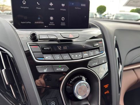 Certified 2025 Acura RDX w/ Technology Package image 32