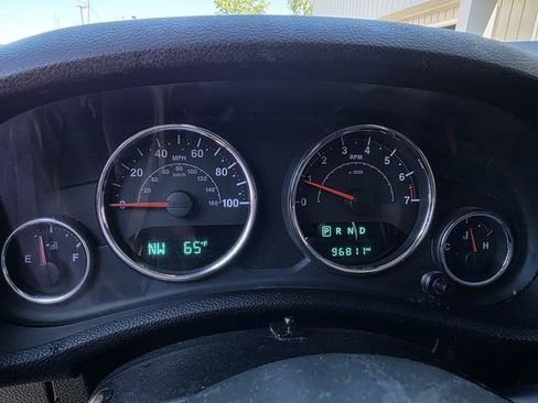 Used 2015 Jeep Wrangler Sport AWD/4WD image 11