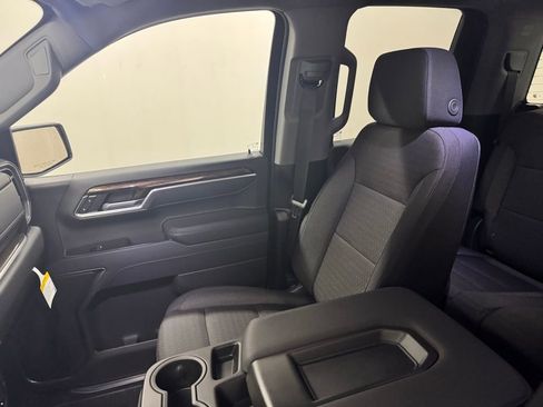 New 2026 GMC Sierra 1500 Elevation image 24