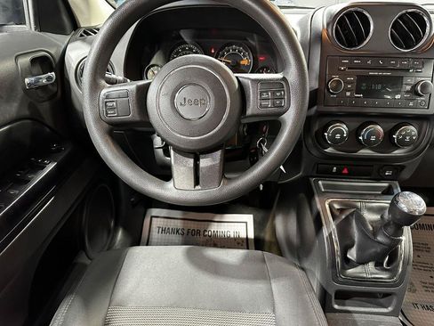 Used 2016 Jeep Patriot Sport w/ Power Value Group AWD/4WD image 25