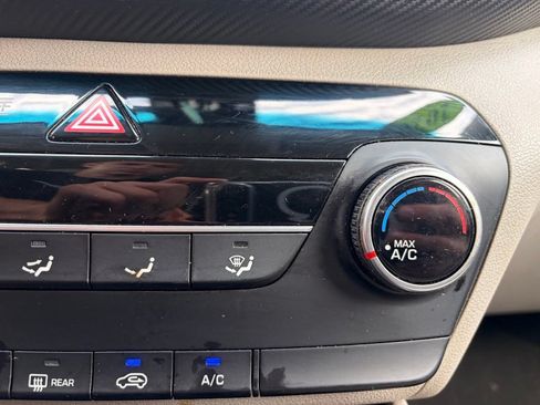 Used 2020 Hyundai Tucson SE FWD image 23