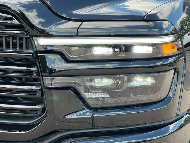 Used 2025 RAM 2500 Laramie w/ Night Edition AWD/4WD image 41