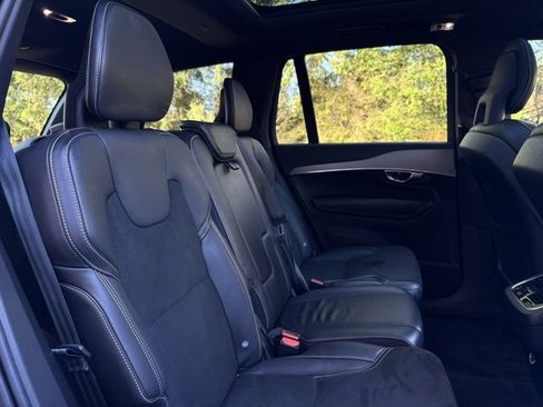 Used 2016 Volvo XC90 T6 R-Design w/ Vision Package image 28