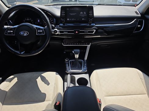 Certified 2021 Kia Seltos EX AWD/4WD image 12