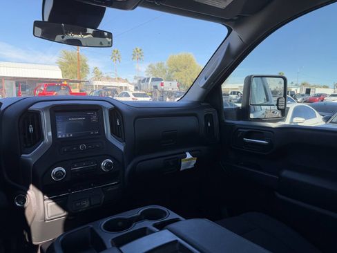 Used 2024 GMC Sierra 2500 Pro image 23
