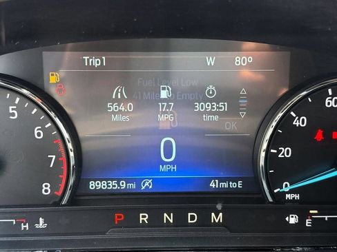 Used 2020 Ford Explorer XLT w/ Equipment Group 202A RWD image 23