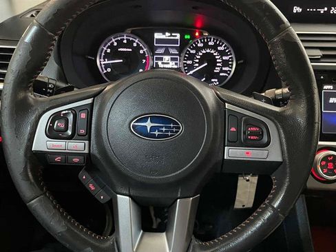 Used 2017 Subaru Crosstrek 2.0i Premium AWD/4WD image 11