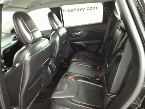 Certified 2020 Jeep Cherokee Latitude Lux w/ Quick Order Package 26H Lux image 8