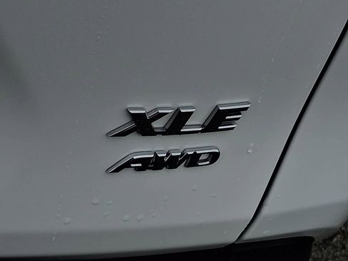 Certified 2025 Toyota RAV4 XLE image 35