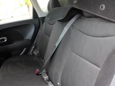 Used 2018 Kia Soul image 30