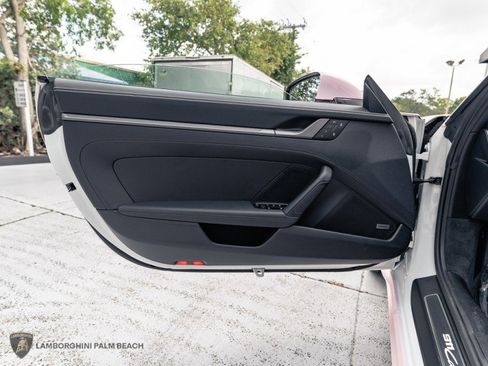 Used 2026 Porsche 911 Carrera RWD image 33