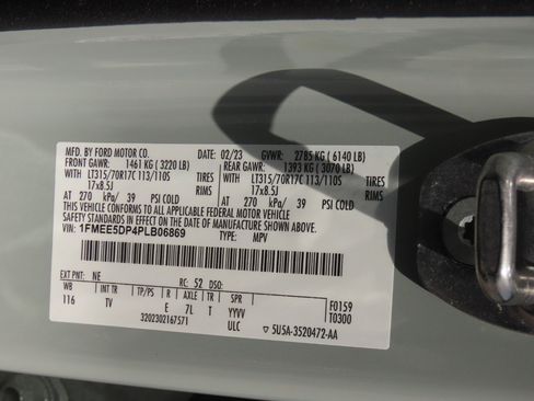 Used 2023 Ford Bronco Wildtrak AWD/4WD image 33