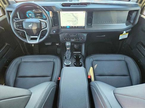 New 2025 Ford Bronco Big Bend w/ Black Diamond Package image 15